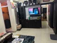 2 BHK + Extra Room Apartment For Sale in Ajnara Le Garden