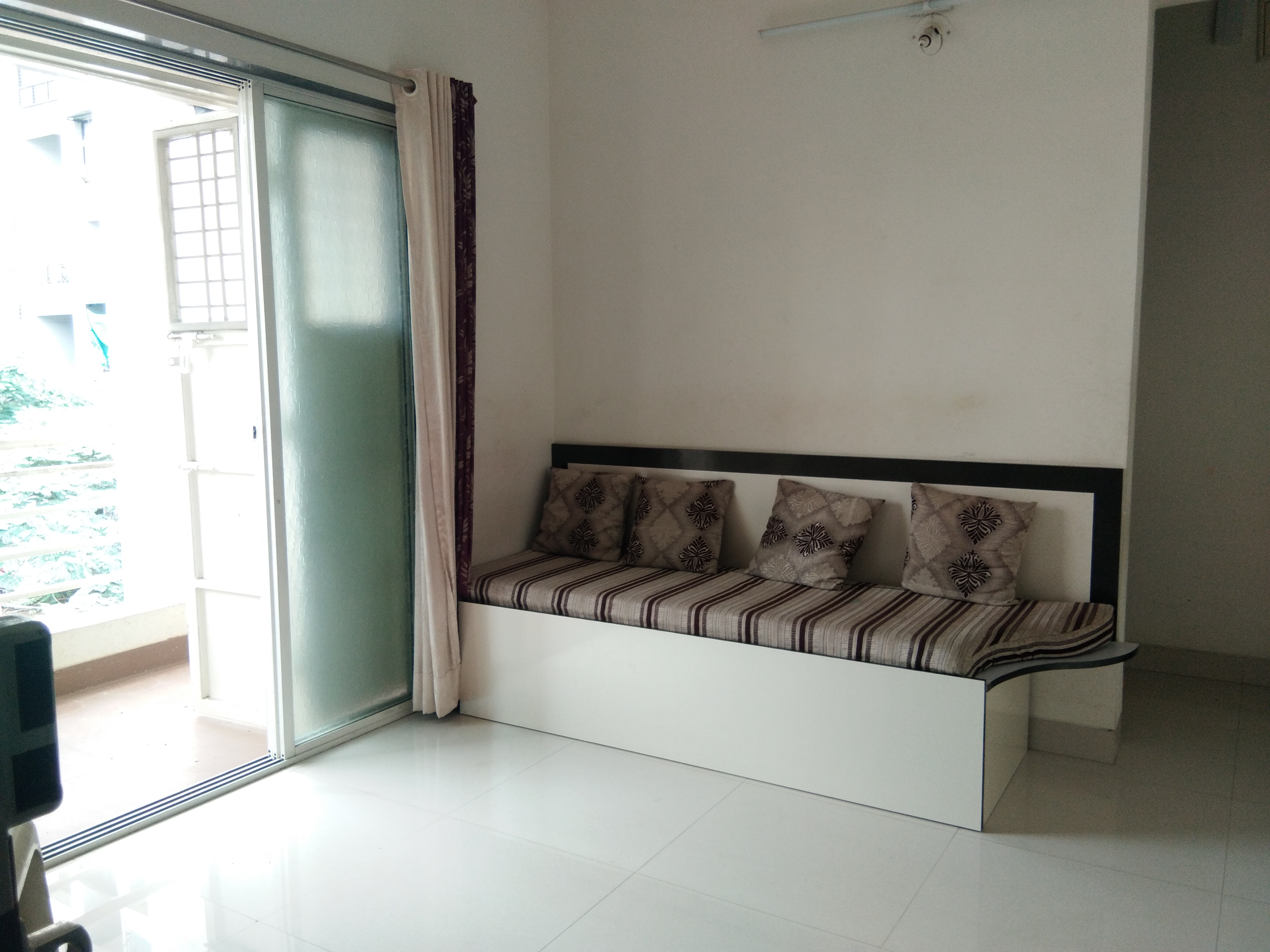 1 BHK + Study Room Apartment For Rent in 1 Bhk Flat For Rent Dhaya