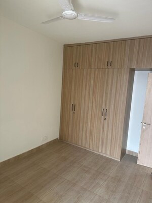 Room in 2 BHK Apartment at Ansal Height 86, Sector 86 – for Rent
