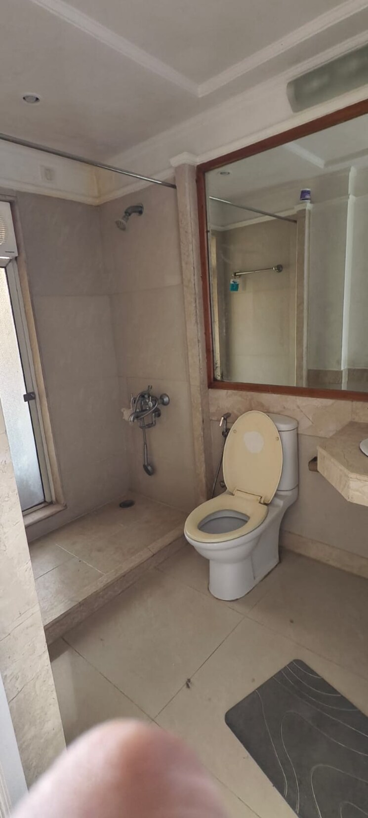 Bathroom, hiranandani-gardens-eldora 3 Bedroom 1490 Sq.Ft. Apartment In Powai Mumbai 9662083