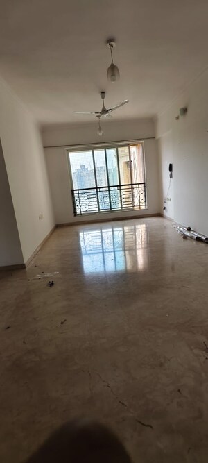 Room in 3 BHK Apartment at Hiranandani Gardens Eldora, Powai – for Rent
