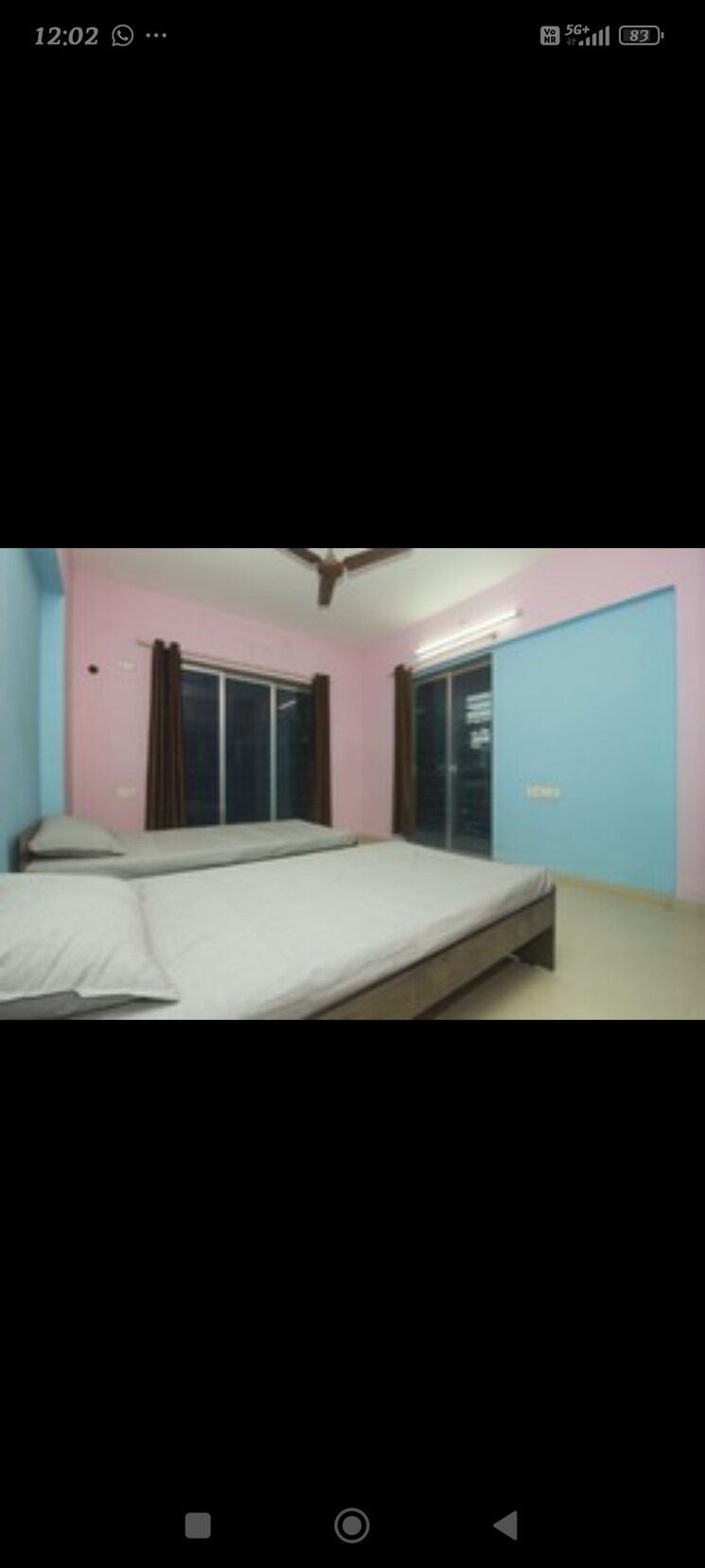 Room, malad west Pg For Boys In Malad West 9662090