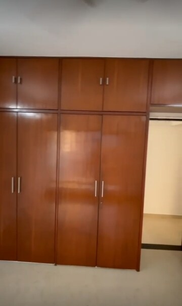 Master Bedroom in 3 BHK Apartment at Andheri West – for Rent