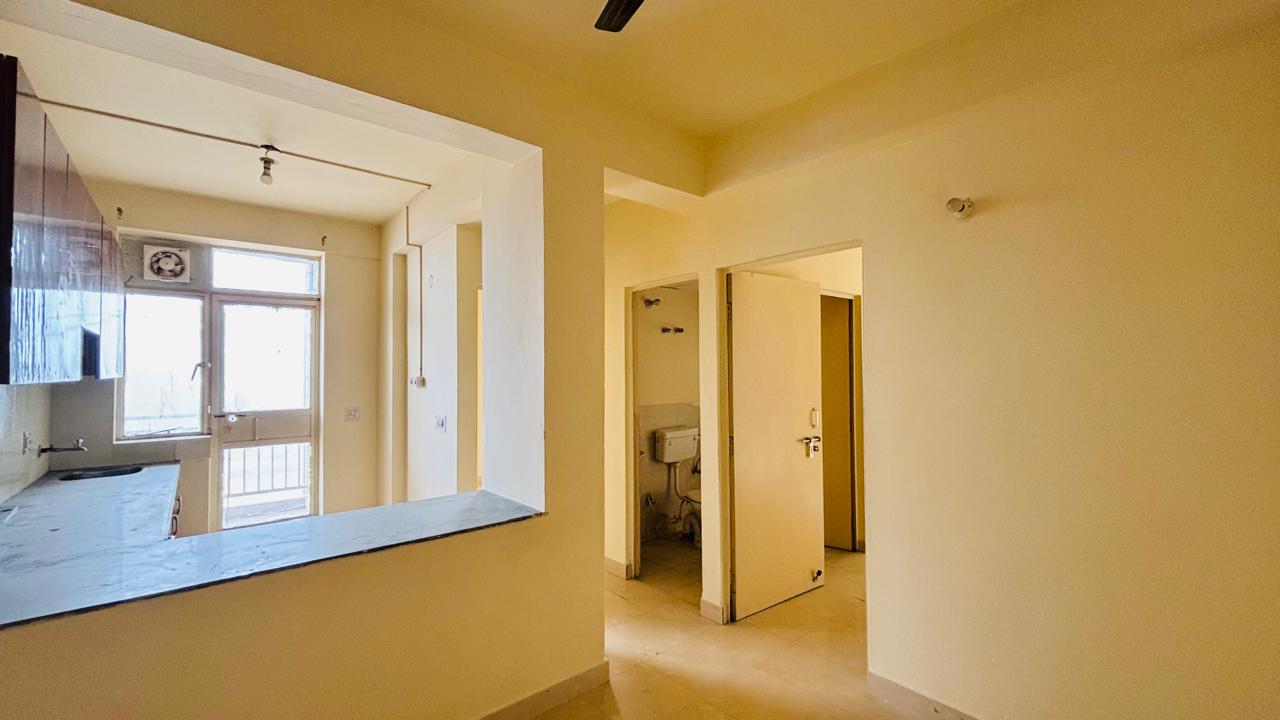 2 BHK Apartment For Rent in Conscient Habitat