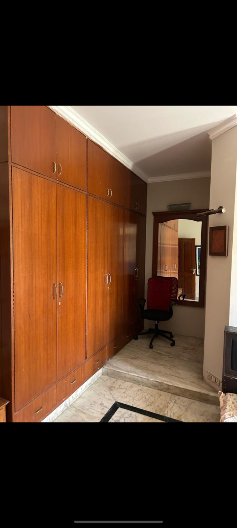 Room, dlf-atria 3 Bedroom 500 Sq.Yd. Builder Floor In Dlf Phase ii Gurgaon 9662102