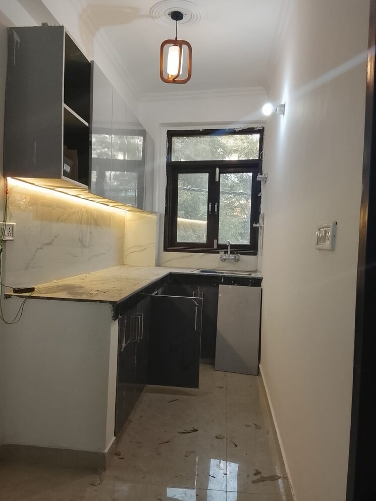 Kitchen, freedom fighters enclave 1 Bedroom 500 Sq.Ft. Apartment In Freedom Fighters Enclave Delhi 9662114