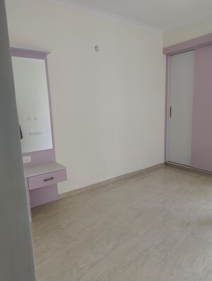 Furnished Amenities in 3 BHK Apartment at Omaxe Residency, Gomti Nagar – for Rent