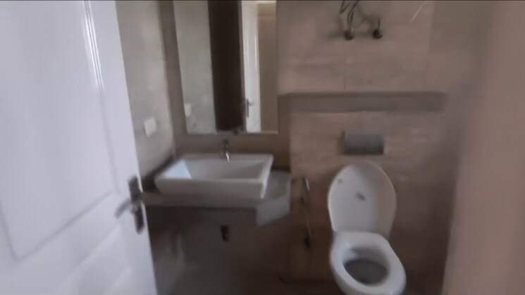 Bathroom, experion-the-heart-song 2 Bedroom 1283 Sq.Ft. Apartment In Sector 108 Gurgaon 9662139