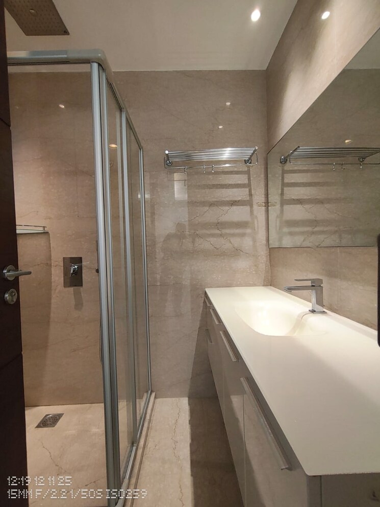 Bathroom, vasant vihar 4 Bedroom 3600 Sq.Ft. Builder Floor In Vasant Vihar Delhi 9662149