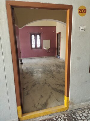Room in 2 BHK Apartment at Chanda Nagar – for Rent