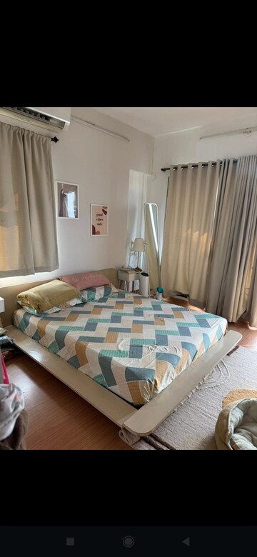 Bedroom in 2.5 BHK Apartment at Newtech Shastri Nagar, Goregaon West – for Rent