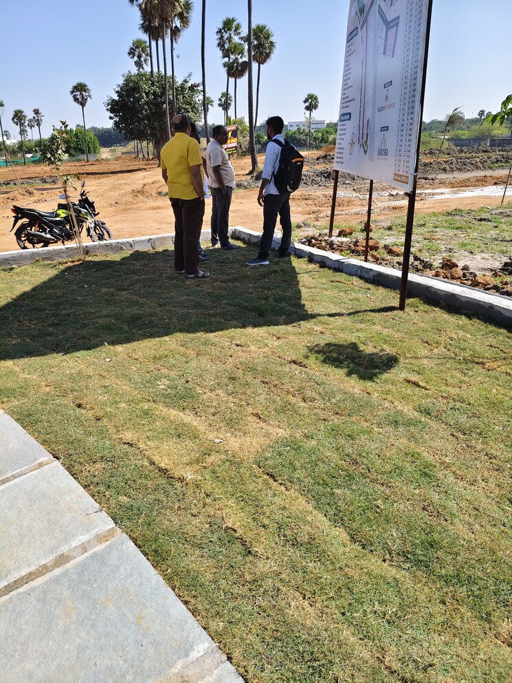 Garden, raviryal  167 Sq.Yd. Plot In Raviryal Hyderabad 9662208