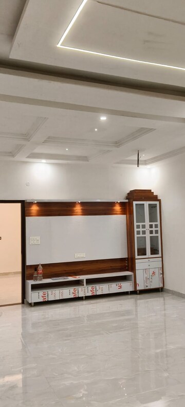 Room in 4 BHK Independent House at Kharar Mohali Road – for Sale
