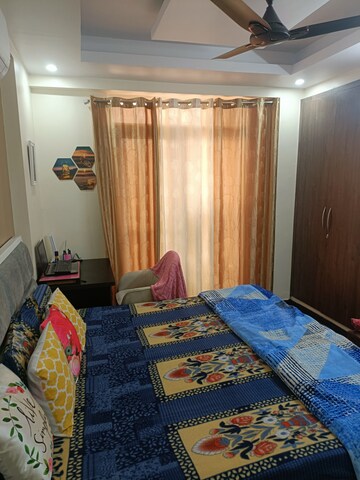 Bedroom in 2.5 BHK Apartment at AIMS Golf Town, Sector 4 Greater Noida – for Sale
