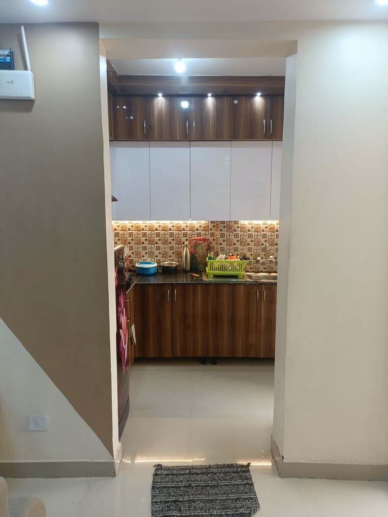 undefined, aims-golf-town 2.5 Bedroom 1150 Sq.Ft. Apartment In Sector 4 Greater Noida Greater Noida 9662242