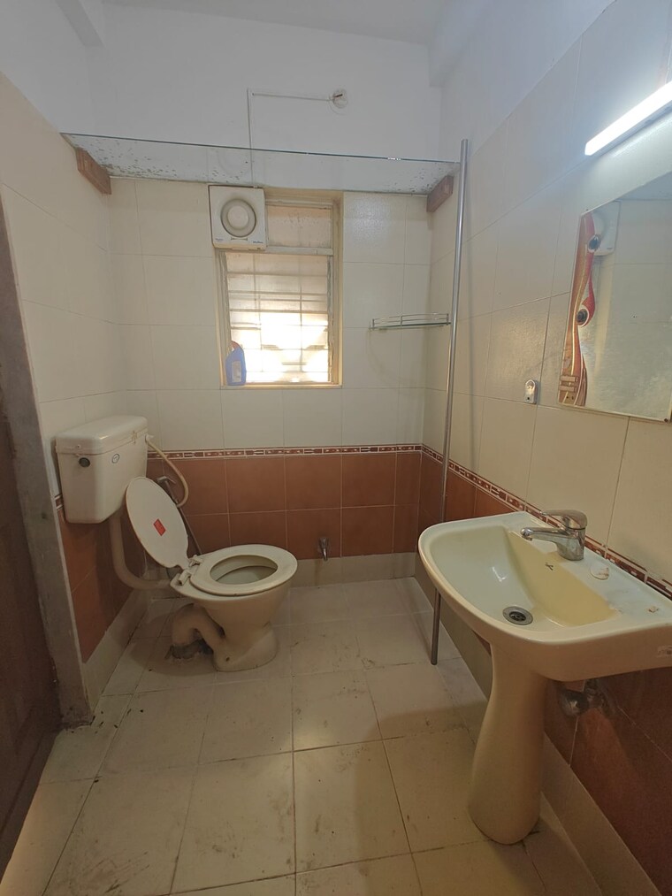 Bathroom, bavdhan 2 Bedroom 900 Sq.Ft. Apartment In Bavdhan Pune 9662238