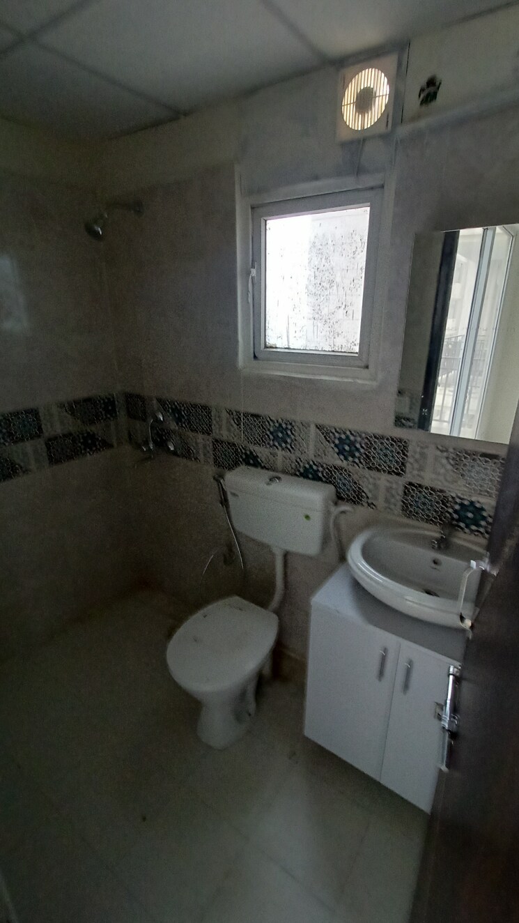 Master Bedroom, signature-global-prime 2 Bedroom 573 Sq.Ft. Apartment In Sector 63a Gurgaon 9662246