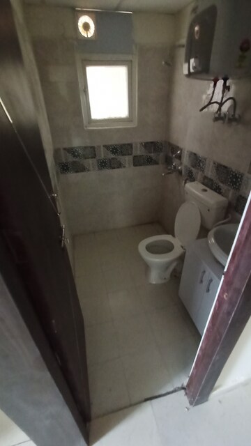 Bathroom in 2 BHK Apartment at Signature Global Prime, Sector 63a – for Rent