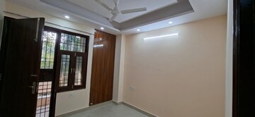Room in 2 BHK Builder Floor at Sector 47 – for Rent