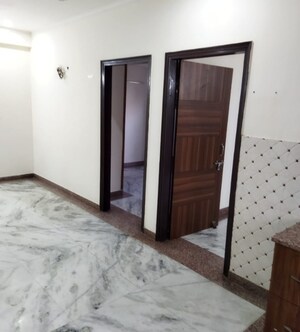 Room in 2 BHK Builder Floor at Sector 47 – for Rent