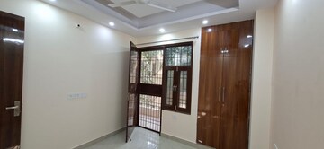 Room in 2 BHK Builder Floor at Sector 47 – for Rent