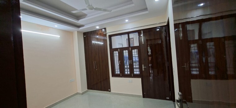 Room, sector 47 2 Bedroom 2000 Sq.Ft. Builder Floor In Sector 47 Gurgaon 9662217