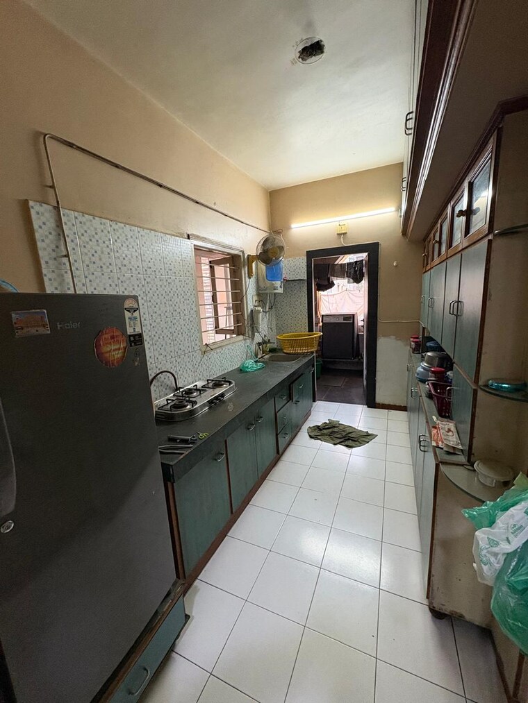 Kitchen, satellite 2 Bedroom 1200 Sq.Ft. Apartment In Satellite Ahmedabad 9662266