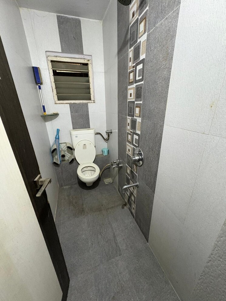 Bathroom, satellite 2 Bedroom 1200 Sq.Ft. Apartment In Satellite Ahmedabad 9662266