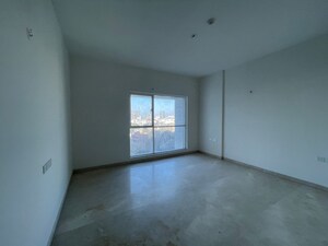 Room in 4 BHK Apartment at Mantri Blossom, Ashok Nagar – for Sale