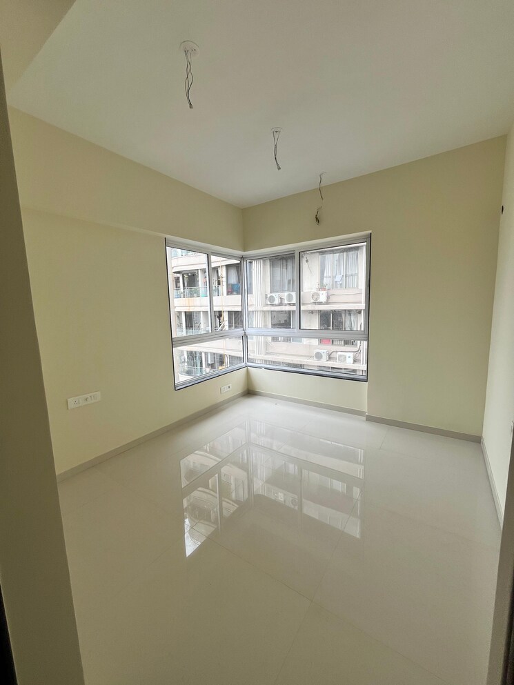 Room, borivali east 2 Bedroom 600 Sq.Ft. Apartment In Borivali East Mumbai 9662269