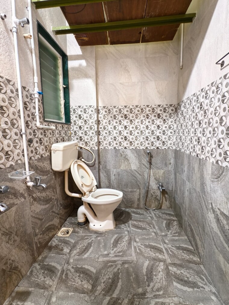 Bathroom, narhe 2 Bedroom 1300 Sq.Ft. Apartment In Narhe Pune 9662289
