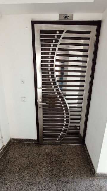 Staircase in 5 BHK Apartment at Sector 52 – for Rent