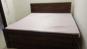 Bedroom in 1 BHK Builder Floor at DLF The Grove, Sector 54 – for Rent