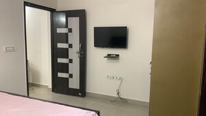 Room in 1 BHK Builder Floor at DLF The Grove, Sector 54 – for Rent