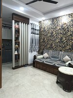 2 BHK + Extra Room 560 Sq.Ft. Builder Floor in Shrijee Builder Floor Gov