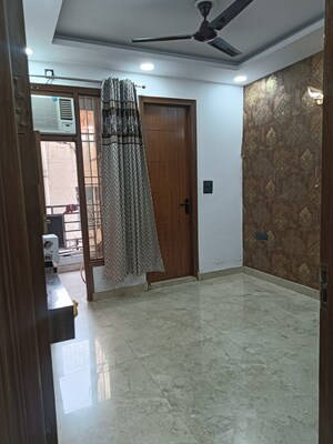 Building Lobby in 2 BHK Builder Floor at Govindpuri – for Rent