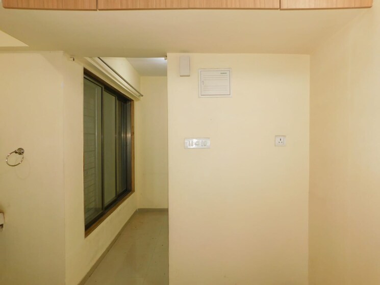 Room, velentine-tower 2 Bedroom 1000 Sq.Ft. Apartment In Goregaon East Mumbai 9662304