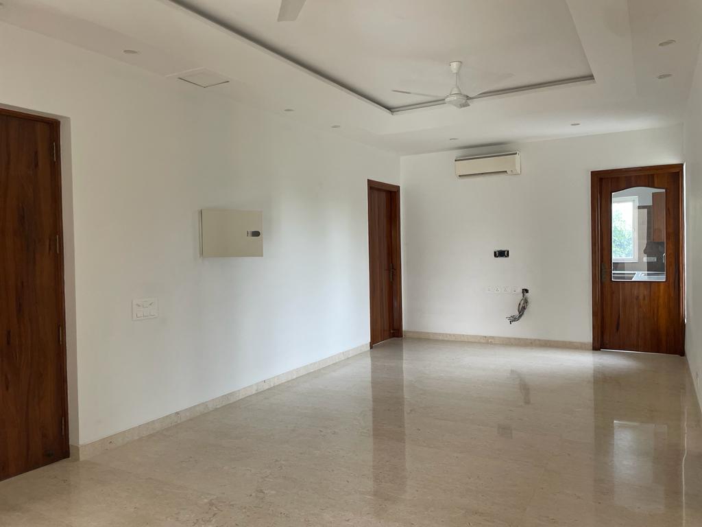 3.5 BHK + Servant Room Apartment For Rent in M3M Merlin