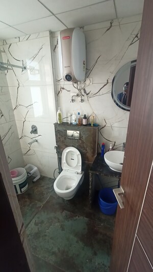 Bathroom in 5 BHK Apartment at Sector 52 – for Rent