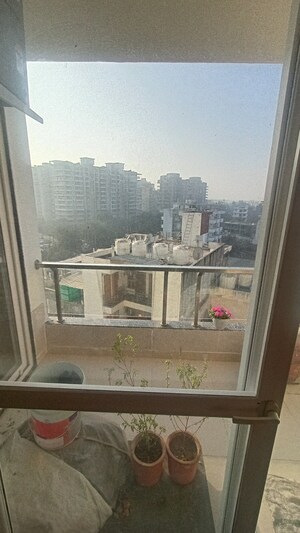 Balcony in 5 BHK Apartment at Sector 52 – for Rent