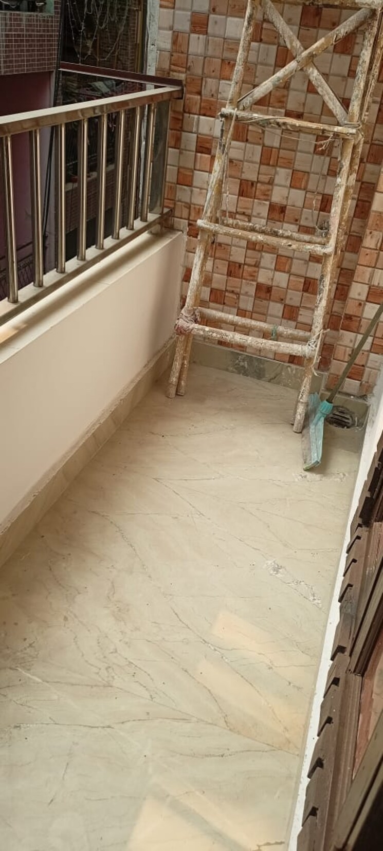 Balcony, govindpuri 2 Bedroom 560 Sq.Ft. Builder Floor In Govindpuri Delhi 9662351