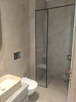 Furnished Amenities in 3 BHK Builder Floor at Dlf Phase I – for Sale