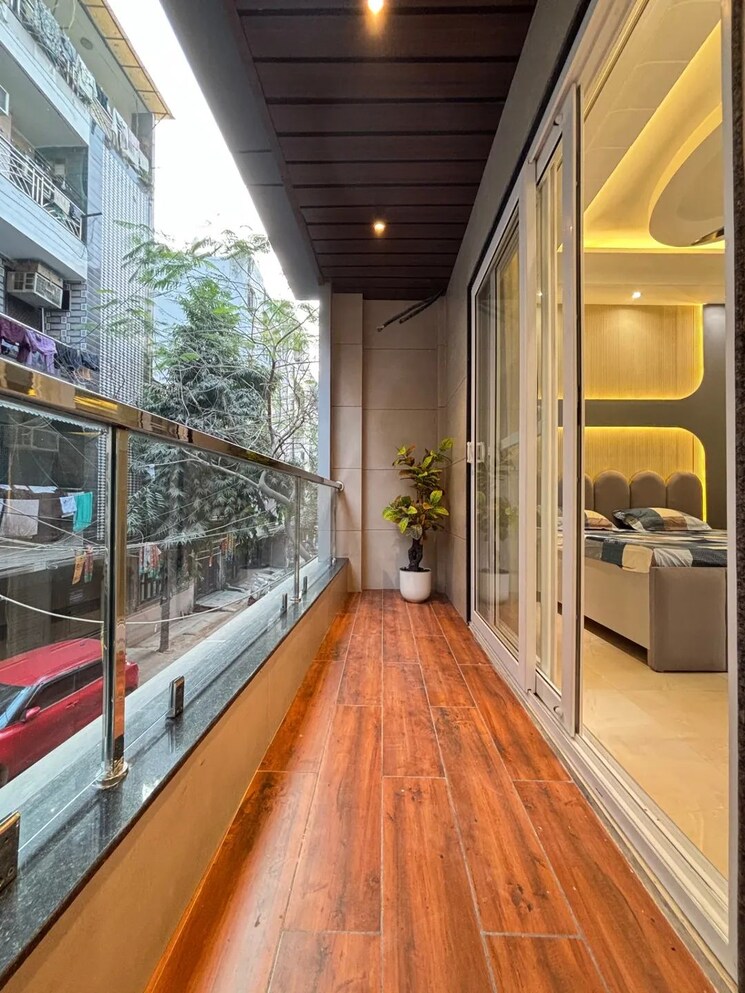 Balcony, sa-homes-i 4 Bedroom 1200 Sq.Ft. Builder Floor In Uttam Nagar Delhi 9662361