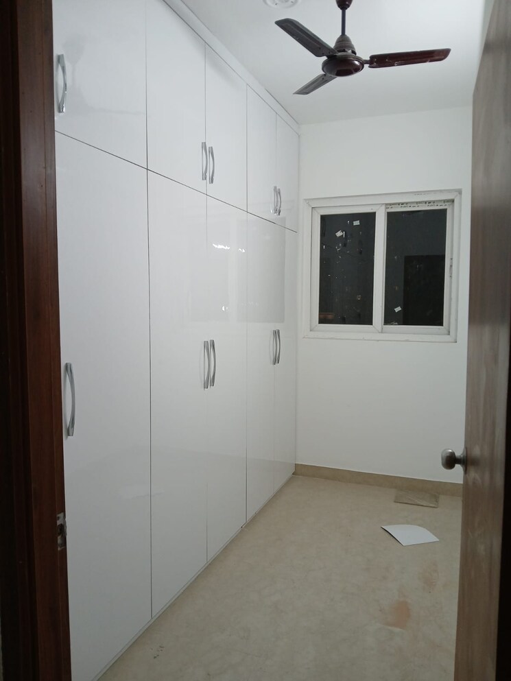 Room, stellar-one 3 Bedroom 2020 Sq.Ft. Apartment In Sector 1 Greater Noida Greater Noida 9662359