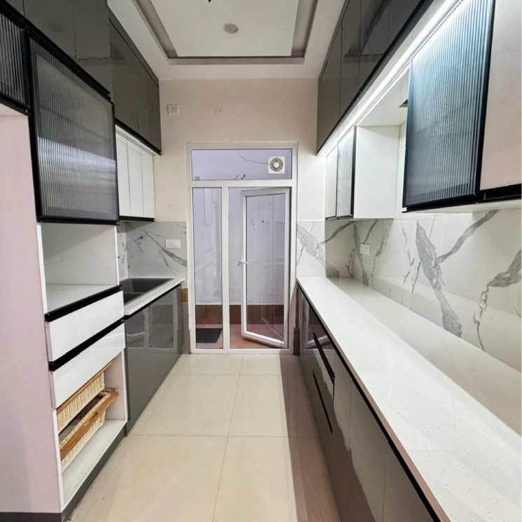 Kitchen, kharar mohali road 3 Bedroom 1350 Sq.Ft. Apartment In Kharar Mohali Road Kharar 9662376