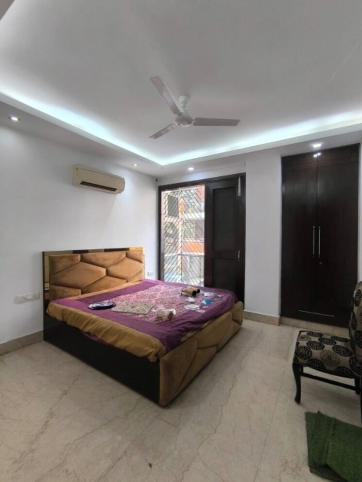 Bedroom, greater kailash ii 3 Bedroom 2300 Sq.Ft. Builder Floor In Greater Kailash ii Delhi 9662379