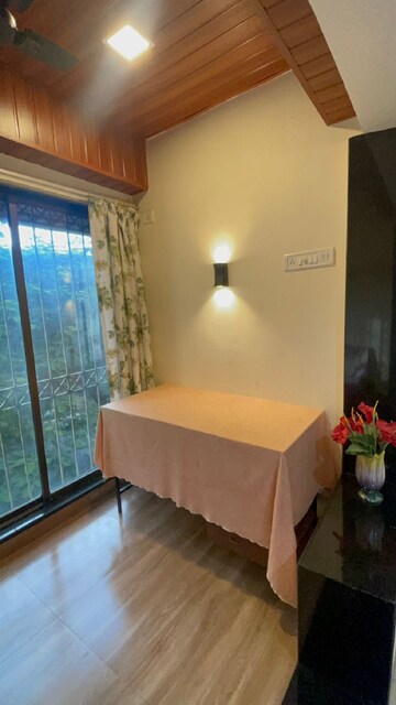 Bedroom in 2 BHK Apartment at Juhu – for Rent