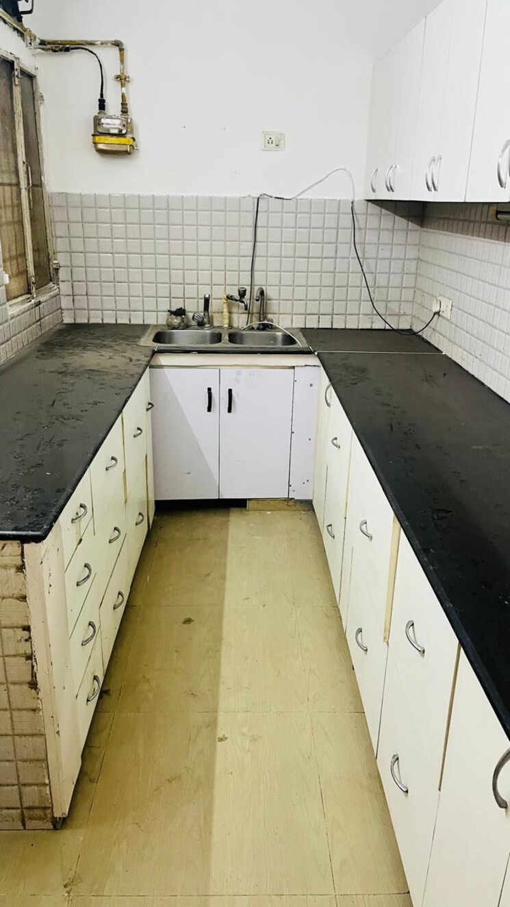 Kitchen, jal-vayu-vihar-noida 2 Bedroom 1294 Sq.Ft. Apartment In Sector 21 Noida 9662394