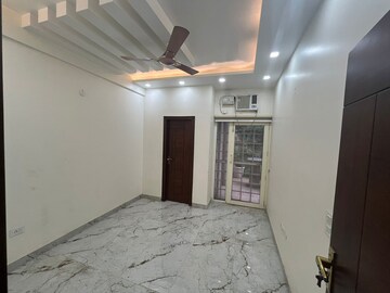 Room in 4 BHK Apartment at Puri Aman Vilas, Sector 89 – for Rent