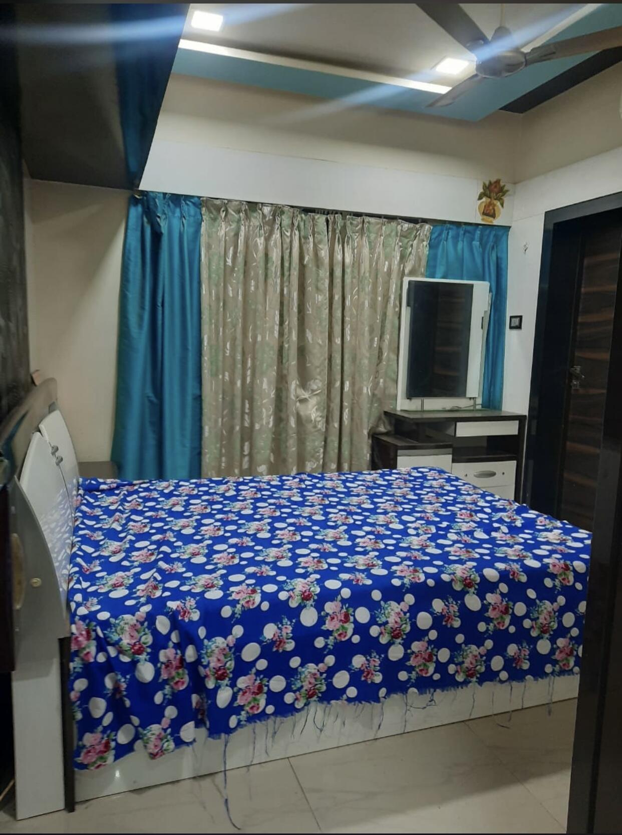 2 BHK Apartment For Rent in Madhavbaug Society